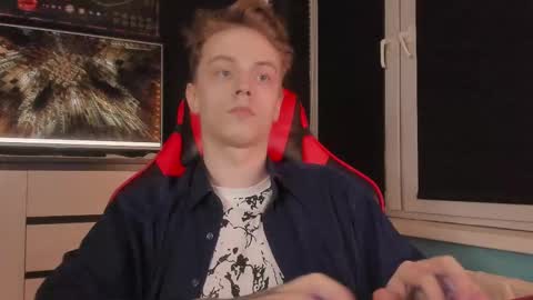 Enker online show from November 25, 2025, 2:33 am