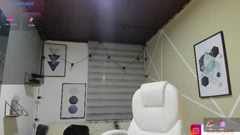 Enma clark online show from June 15, 2026, 2:58 am