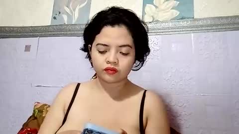 Snapshot of enna29 chatting on March 2, 2025, 2:10 pm bustybaby30 online show from March 2, 2025, 2:10 pm