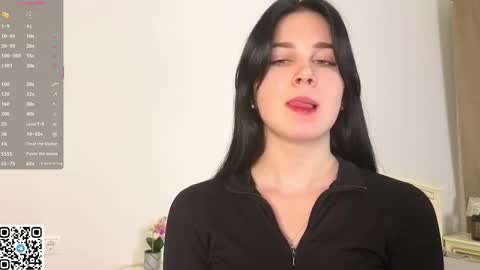 Snapshot of enricaelis chatting on November 4, 2025, 8:08 pm Sani online show from November 4, 2025, 8:08 pm