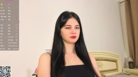 Snapshot of enricaelis chatting on November 10, 2025, 8:30 pm Sani online show from November 10, 2025, 8:30 pm