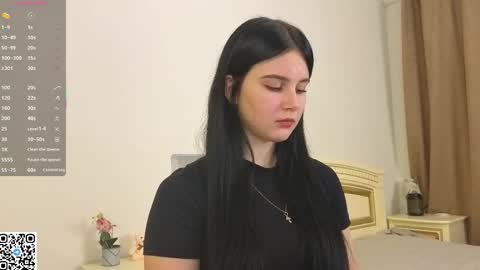 Snapshot of enricaelis chatting on November 11, 2025, 8:09 pm Sani online show from November 11, 2025, 8:09 pm