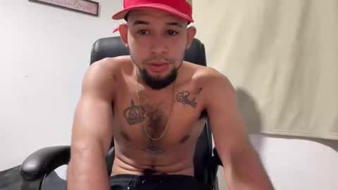 enyel_100 online show from February 26, 2026, 8:35 am