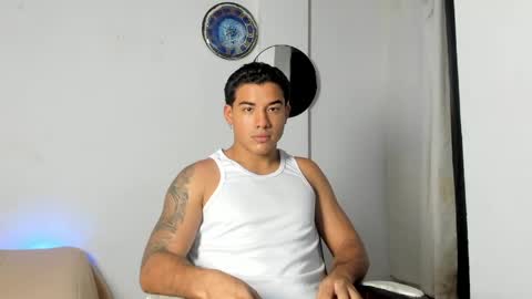 enzo_corleone online show from April 27, 2026, 6:22 am