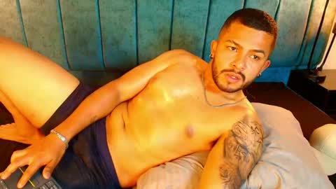 Enzo Vitale online show from April 14, 2026, 8:04 pm