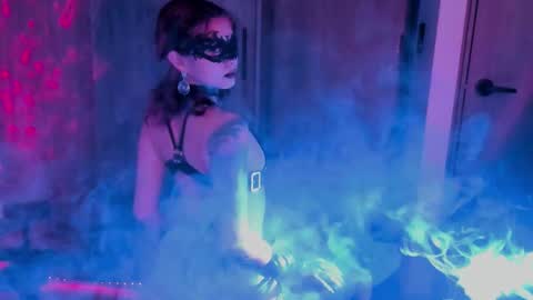 Snapshot of ephemeral_hot chatting on January 15, 2026, 10:02 pm Leyla online show from January 15, 2026, 10:02 pm