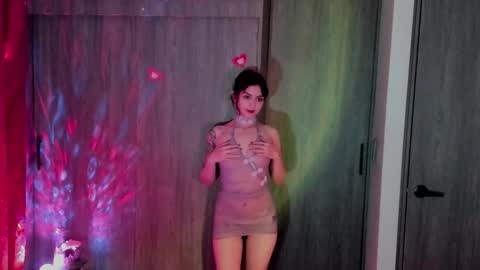 Snapshot of ephemeral_hot chatting on February 7, 2026, 1:42 am Leyla online show from February 7, 2026, 1:42 am