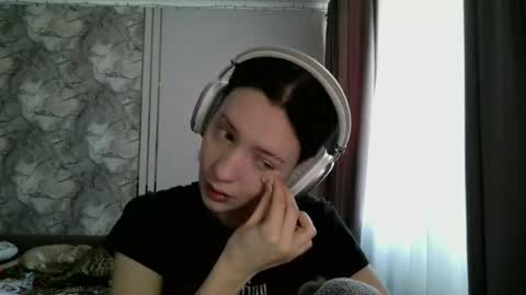 Snapshot of epifaniapaolino chatting on February 22, 2026, 9:41 am Lucy NEXT STREAM January 5 HNY online show from February 22, 2026, 9:41 am