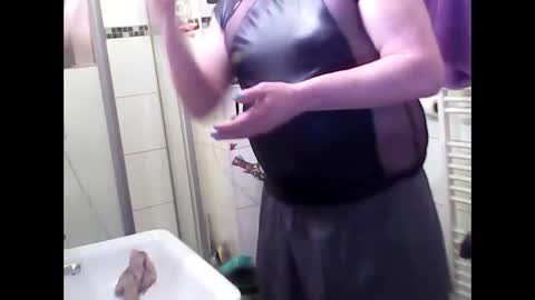 servant of Love Erotic Sex online show from December 22, 2025, 7:49 am