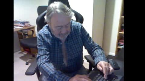 erasmus_d online show from January 18, 2026, 5:39 pm