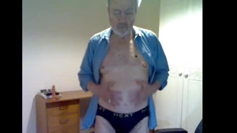 Snapshot of erasmus_d chatting on March 4, 2026, 6:36 pm erasmus_d online show from March 4, 2026, 6:36 pm