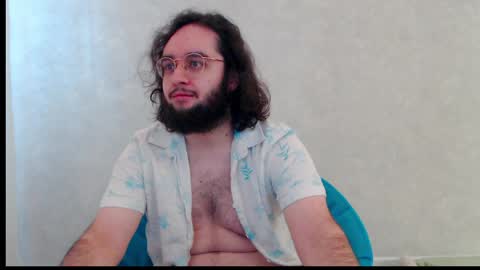Snapshot of eren_jaeger2000 chatting on May 29, 2026, 2:31 am Eren online show from May 29, 2026, 2:31 am