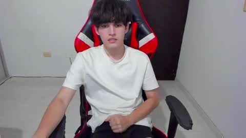 eren_tatakae online show from April 12, 2026, 3:00 am