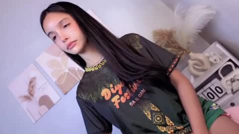Snapshot of eres_guapa chatting on July 15, 2026, 2:17 am Elisa online show from July 15, 2026, 2:17 am