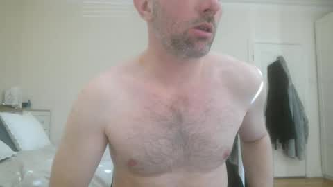 eric334418 online show from March 5, 2025, 12:44 pm