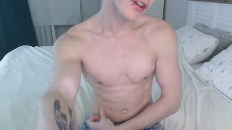 Eric Crush online show from January 15, 2025, 3:43 am