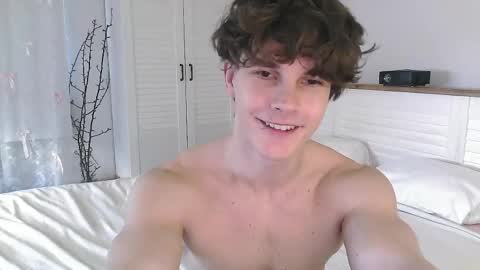 Eric Crush online show from March 22, 2026, 4:16 am