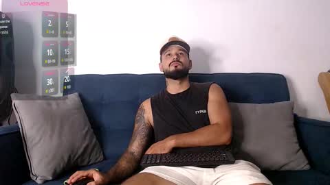 Snapshot of eric_evans1 chatting on October 29, 2025, 3:53 am Eric Evans online show from October 29, 2025, 3:53 am