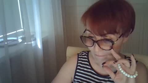 erica_lynn online show from May 1, 2026, 12:43 pm