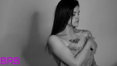 Snapshot of ericaevan chatting on December 6, 2024, 10:38 am ericaevan online show from December 6, 2024, 10:38 am