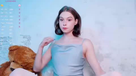 Erica online show from February 3, 2025, 11:15 pm