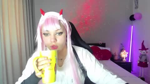 Snapshot of ericahoffman2 chatting on December 18, 2024, 11:34 am Erica online show from December 18, 2024, 11:34 am