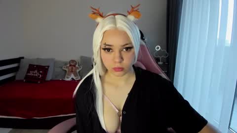 Snapshot of ericahoffman2 chatting on December 25, 2024, 8:07 am Erica online show from December 25, 2024, 8:07 am