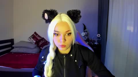 Snapshot of ericahoffman2 chatting on January 3, 2025, 2:08 pm Erica online show from January 3, 2025, 2:08 pm