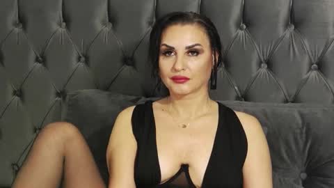 Erica online show from December 15, 2024, 11:20 pm