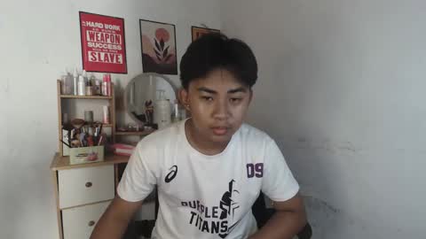Snapshot of erick_cummer30 chatting on May 3, 2026, 5:57 am erick_cummer30 online show from May 3, 2026, 5:57 am