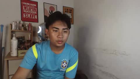 Snapshot of erick_cummer30 chatting on May 5, 2026, 6:43 am erick_cummer30 online show from May 5, 2026, 6:43 am