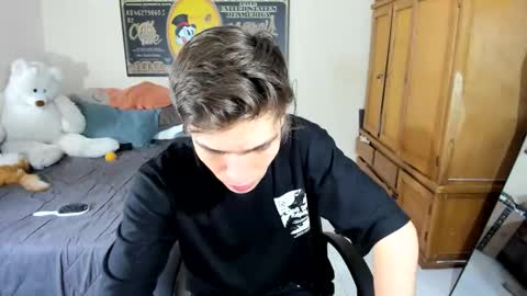 erick_de_rossee online show from March 28, 2026, 8:19 pm