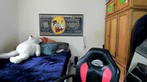 erick_de_rossee online show from April 25, 2026, 6:49 pm