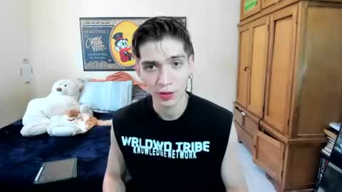 erick_de_rossee online show from June 11, 2026, 7:12 pm