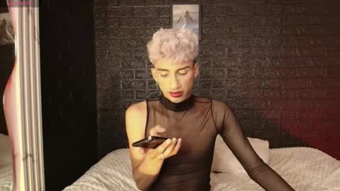 Snapshot of erick_velveth chatting on October 12, 2025, 10:09 pm erick online show from October 12, 2025, 10:09 pm