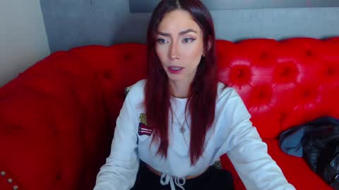 Snapshot of erika_stevens chatting on December 31, 2024, 2:19 am E R I K A - SAGITARIO..... online show from December 31, 2024, 2:19 am