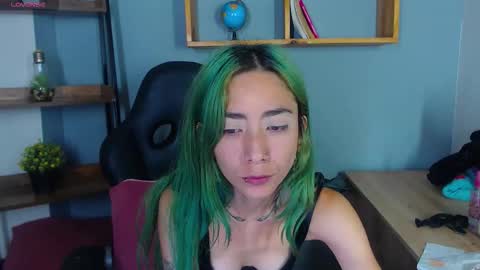 Snapshot of erika_stevens chatting on September 21, 2025, 12:23 am E R I K A - SAGITARIO..... online show from September 21, 2025, 12:23 am