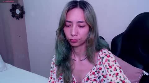 Snapshot of erika_stevens chatting on November 17, 2025, 4:24 pm E R I K A - SAGITARIO..... online show from November 17, 2025, 4:24 pm