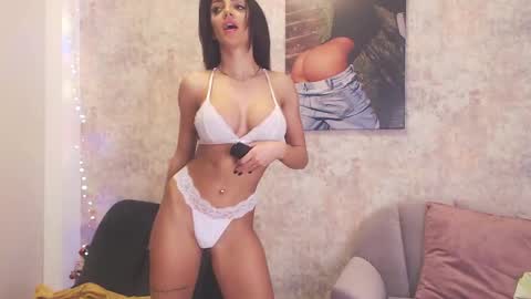 Erikabeee online show from January 24, 2025, 6:46 am