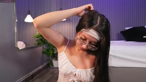 Snapshot of eriklein chatting on February 1, 2026, 12:15 pm Eri online show from February 1, 2026, 12:15 pm