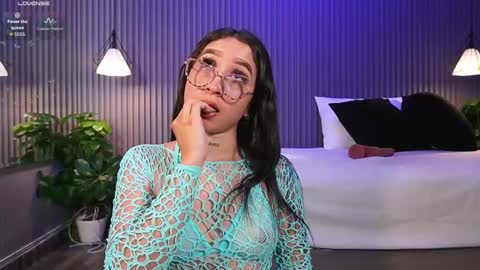 Snapshot of eriklein chatting on February 9, 2026, 8:24 pm Eri online show from February 9, 2026, 8:24 pm