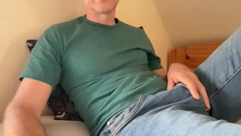 Snapshot of erikwant2 chatting on September 9, 2025, 8:58 am erikwant2 online show from September 9, 2025, 8:58 am