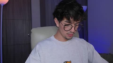   online show from February 4, 2026, 11:05 am