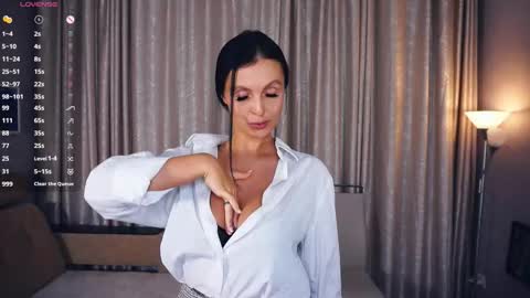 Erline and Monica online show from September 29, 2025, 7:30 pm