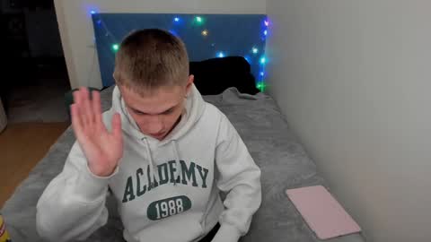 Max online show from December 16, 2024, 2:25 am