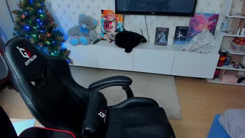 Max online show from January 10, 2025, 1:21 am