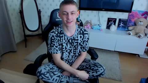 Max online show from February 9, 2025, 10:54 pm