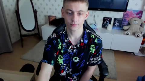 Max online show from February 13, 2025, 2:01 am