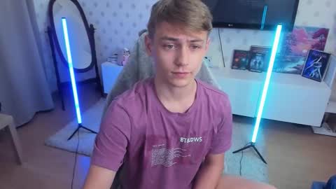 Max online show from September 20, 2025, 12:44 am