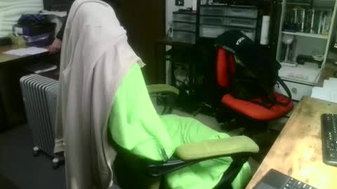 ernello online show from November 24, 2025, 10:53 pm